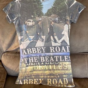 Women Beatles T-shirt.
